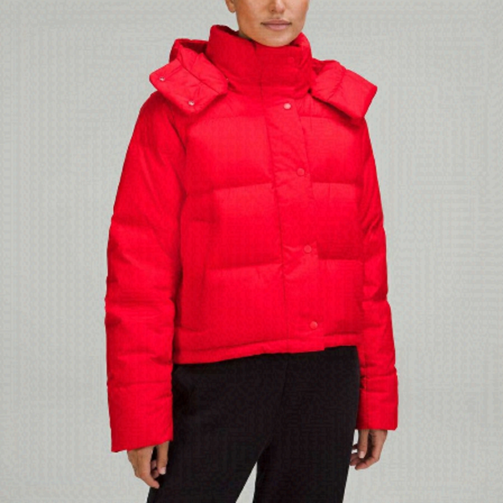 LULULEMON Wunderpuff jacket in grenadine red size 10